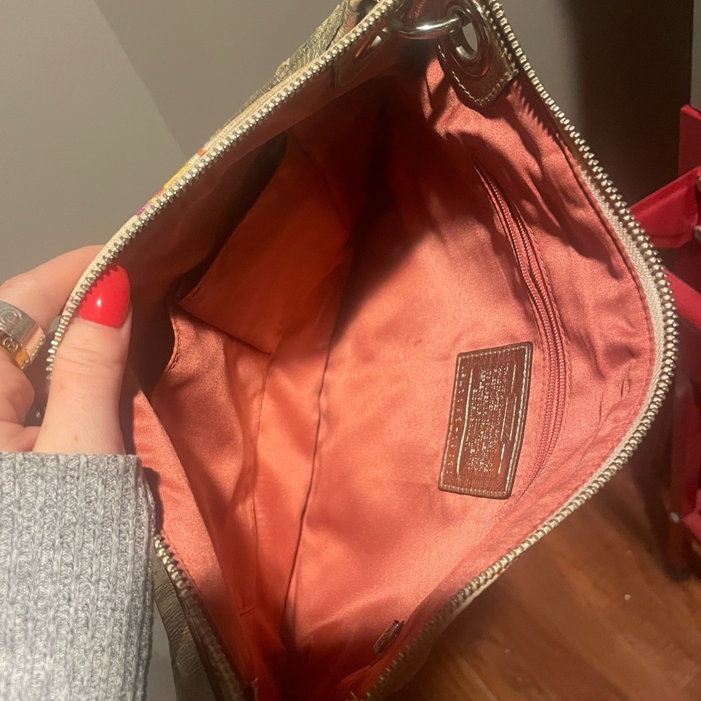 Coach Bag - Picture 3 of 5